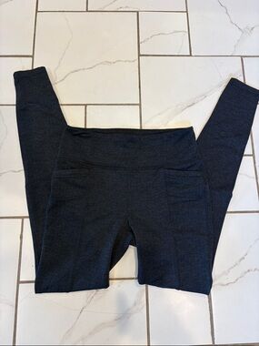 Athleta Metro High-Waist Performance Leggings in Herringbone, Back Pockets - M